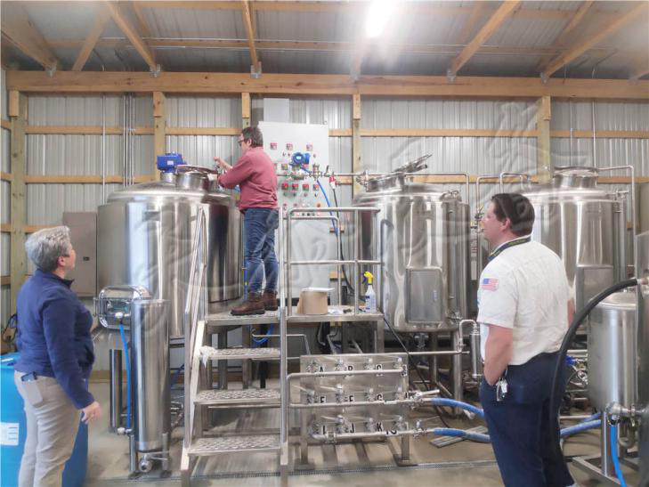 小型啤酒設備的材質是什么？