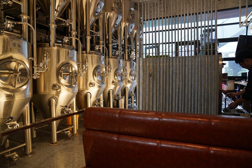 精釀<a href=http://www.jsrgmr.com/ target=_blank class=infotextkey>啤酒設(shè)備</a> 酒吧發(fā)酵罐 啤酒發(fā)酵罐 啤酒屋發(fā)酵罐