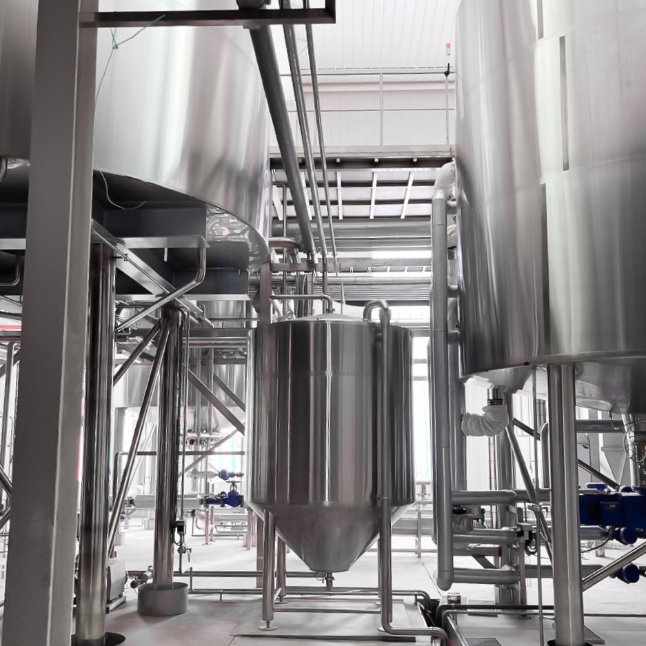 天泰<a href=http://www.jsrgmr.com/ target=_blank class=infotextkey>啤酒設備</a>